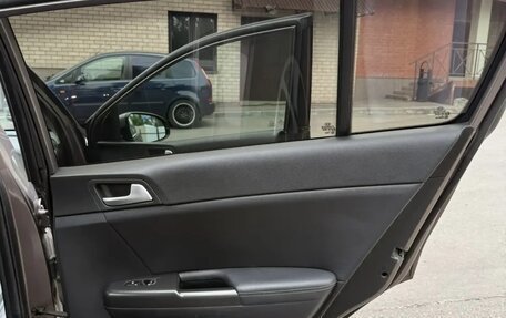 KIA Sportage IV рестайлинг, 2018 год, 2 050 000 рублей, 4 фотография