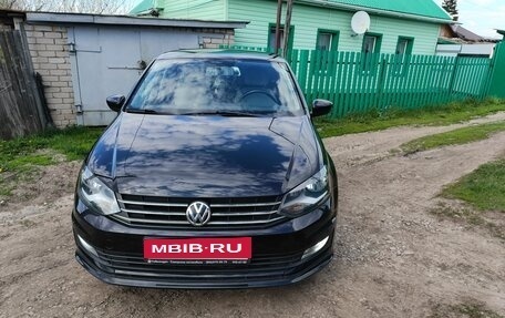 Volkswagen Polo VI (EU Market), 2018 год, 1 350 000 рублей, 2 фотография