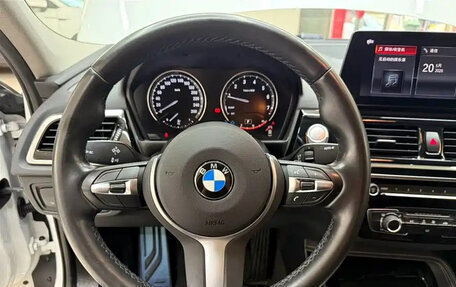 BMW 1 серия, 2022 год, 1 866 000 рублей, 12 фотография