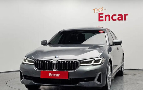 BMW 5 серия, 2023 год, 5 300 000 рублей, 3 фотография