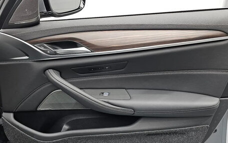 BMW 5 серия, 2023 год, 5 300 000 рублей, 21 фотография