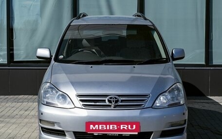 Toyota Ipsum II, 2004 год, 685 000 рублей, 8 фотография