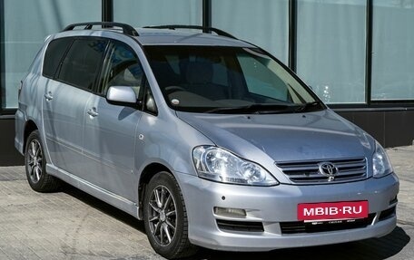 Toyota Ipsum II, 2004 год, 685 000 рублей, 7 фотография