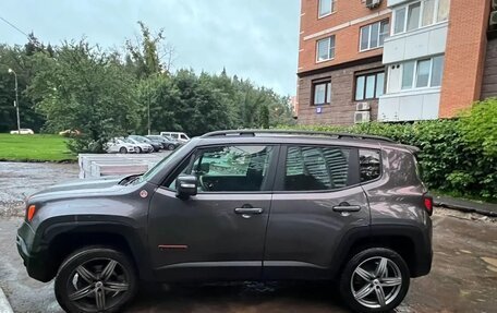 Jeep Renegade I рестайлинг, 2018 год, 2 200 000 рублей, 5 фотография