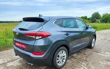 Hyundai Tucson III, 2017 год, 1 800 000 рублей, 3 фотография