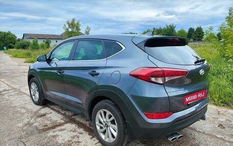 Hyundai Tucson III, 2017 год, 1 800 000 рублей, 4 фотография
