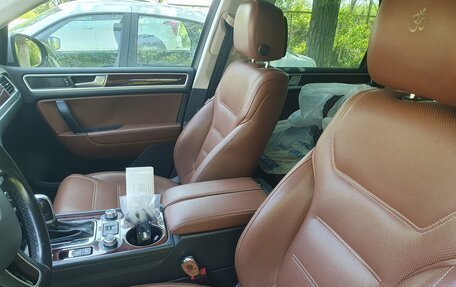Volkswagen Touareg III, 2015 год, 2 300 000 рублей, 3 фотография