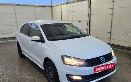 Volkswagen Polo VI (EU Market), 2016 год, 670 000 рублей, 2 фотография