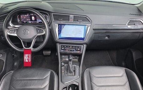 Volkswagen Tiguan II, 2021 год, 2 340 000 рублей, 5 фотография