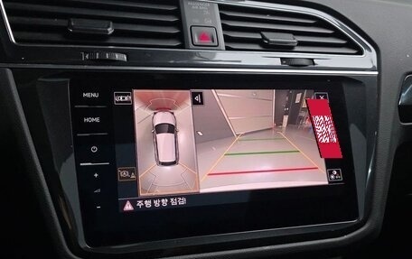 Volkswagen Tiguan II, 2021 год, 2 340 000 рублей, 11 фотография
