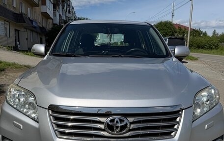 Toyota RAV4, 2011 год, 1 800 000 рублей, 1 фотография
