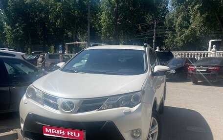Toyota RAV4, 2014 год, 2 050 000 рублей, 1 фотография