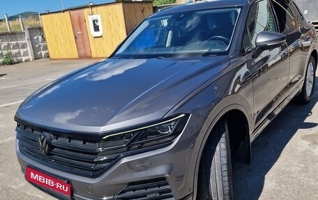 Volkswagen Touareg III, 2018 год, 3 800 000 рублей, 1 фотография