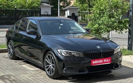 BMW 3 серия, 2019 год, 2 699 000 рублей, 3 фотография