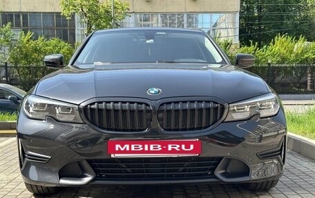 BMW 3 серия, 2019 год, 2 699 000 рублей, 9 фотография