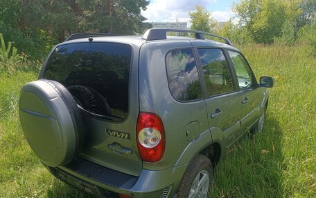 Chevrolet Niva I рестайлинг, 2018 год, 750 000 рублей, 7 фотография