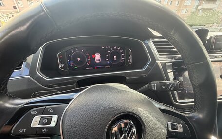 Volkswagen Tiguan II, 2019 год, 3 250 000 рублей, 3 фотография