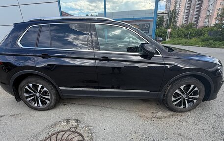Volkswagen Tiguan II, 2019 год, 3 250 000 рублей, 21 фотография