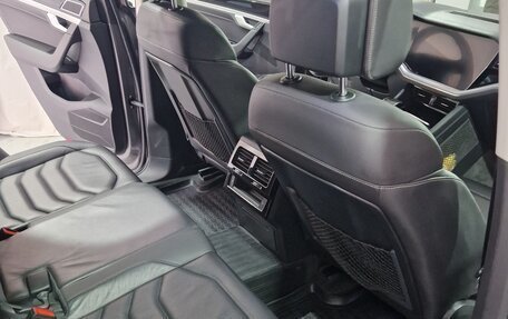 Volkswagen Touareg III, 2018 год, 3 800 000 рублей, 14 фотография