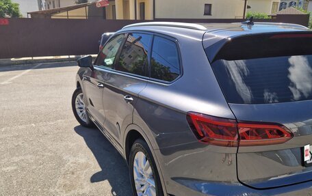 Volkswagen Touareg III, 2018 год, 3 800 000 рублей, 8 фотография