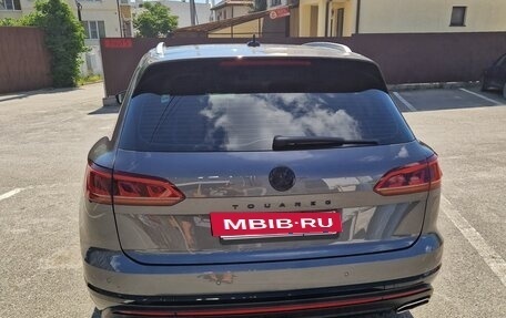 Volkswagen Touareg III, 2018 год, 3 800 000 рублей, 9 фотография