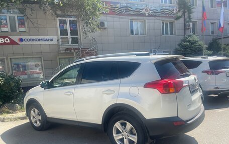 Toyota RAV4, 2014 год, 2 050 000 рублей, 2 фотография