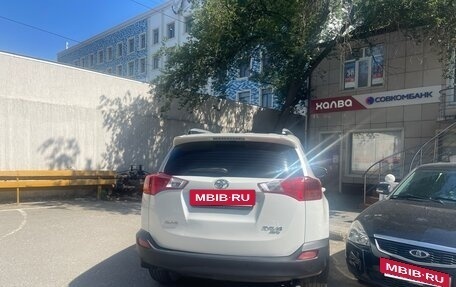 Toyota RAV4, 2014 год, 2 050 000 рублей, 3 фотография