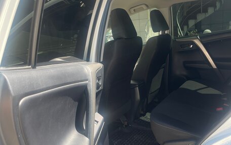 Toyota RAV4, 2014 год, 2 050 000 рублей, 10 фотография