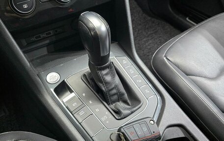 Volkswagen Tiguan II, 2020 год, 2 198 000 рублей, 8 фотография