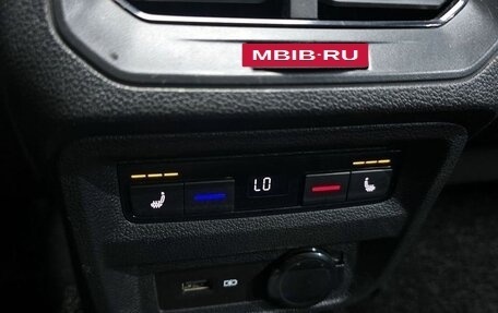 Volkswagen Tiguan II, 2020 год, 2 198 000 рублей, 16 фотография