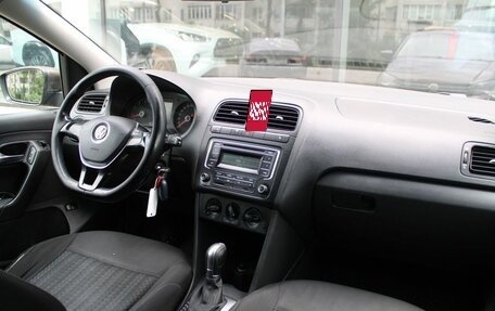 Volkswagen Polo VI (EU Market), 2015 год, 670 000 рублей, 9 фотография