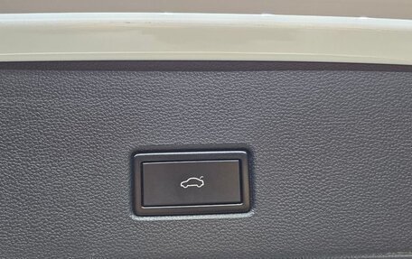 Volkswagen T-Roc I, 2021 год, 2 000 000 рублей, 14 фотография