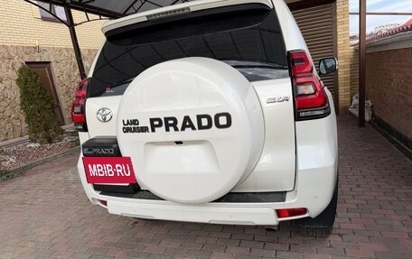 Toyota Land Cruiser Prado 150 рестайлинг 2, 2019 год, 5 300 000 рублей, 4 фотография