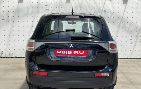 Mitsubishi Outlander III рестайлинг 3, 2012 год, 1 380 000 рублей, 6 фотография