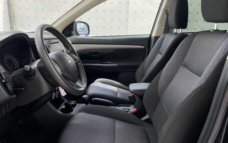 Mitsubishi Outlander III рестайлинг 3, 2012 год, 1 380 000 рублей, 11 фотография