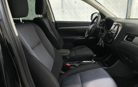 Mitsubishi Outlander III рестайлинг 3, 2012 год, 1 380 000 рублей, 12 фотография