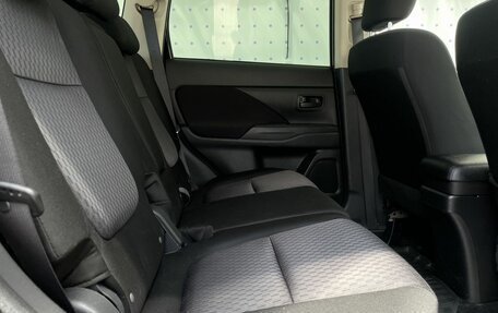 Mitsubishi Outlander III рестайлинг 3, 2012 год, 1 380 000 рублей, 13 фотография