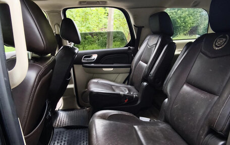 Cadillac Escalade III, 2013 год, 2 300 000 рублей, 16 фотография