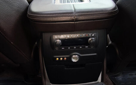 Cadillac Escalade III, 2013 год, 2 300 000 рублей, 25 фотография