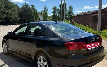 Volkswagen Jetta VI, 2013 год, 1 030 000 рублей, 5 фотография