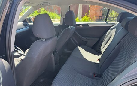 Volkswagen Jetta VI, 2013 год, 1 030 000 рублей, 13 фотография