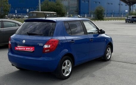 Skoda Fabia II, 2009 год, 270 000 рублей, 3 фотография
