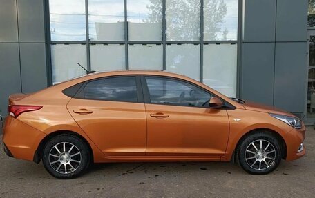 Hyundai Solaris II рестайлинг, 2019 год, 1 350 000 рублей, 5 фотография