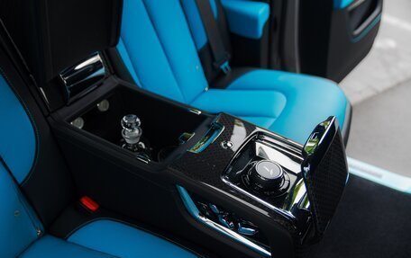 Rolls-Royce Cullinan, 2026 год, 71 500 000 рублей, 21 фотография