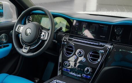 Rolls-Royce Cullinan, 2026 год, 71 500 000 рублей, 9 фотография