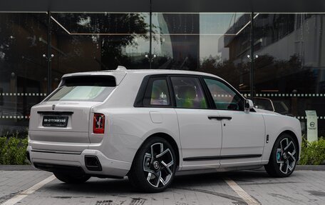 Rolls-Royce Cullinan, 2026 год, 71 500 000 рублей, 36 фотография
