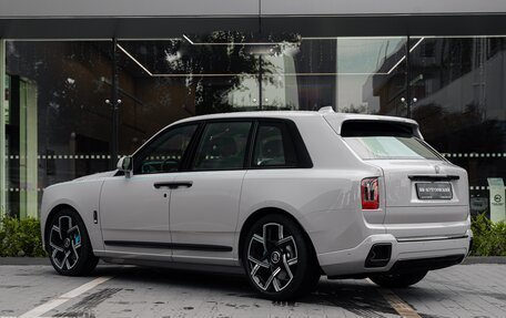 Rolls-Royce Cullinan, 2026 год, 71 500 000 рублей, 29 фотография