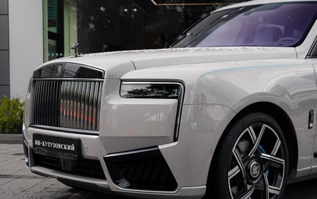 Rolls-Royce Cullinan, 2026 год, 71 500 000 рублей, 31 фотография