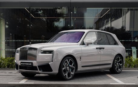 Rolls-Royce Cullinan, 2026 год, 71 500 000 рублей, 39 фотография