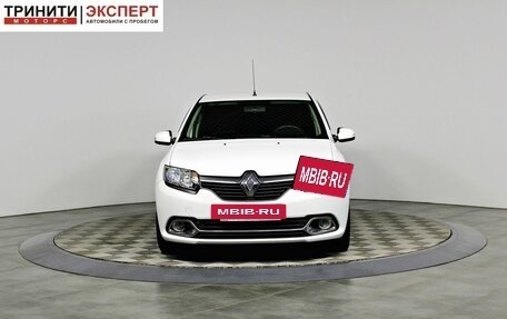 Renault Logan II, 2016 год, 867 000 рублей, 2 фотография